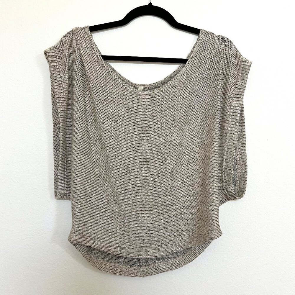 Super Soft Paper Crane Beige Knit Sweater Shirt in Size M